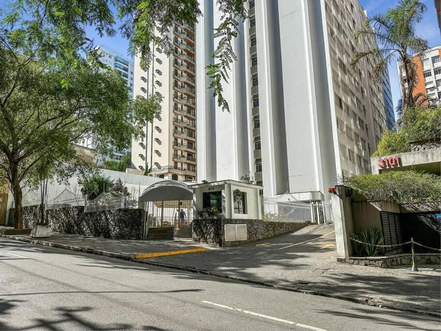 Complete Spacious Jardins Great Location São Paulo